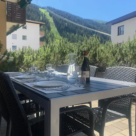 Appartement Quellenhof C01 *